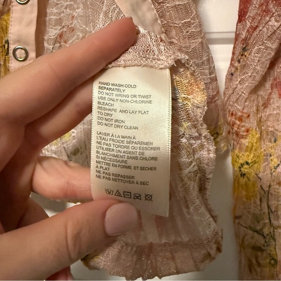 We The Free Angelina Top Large - Picture 3 of 7